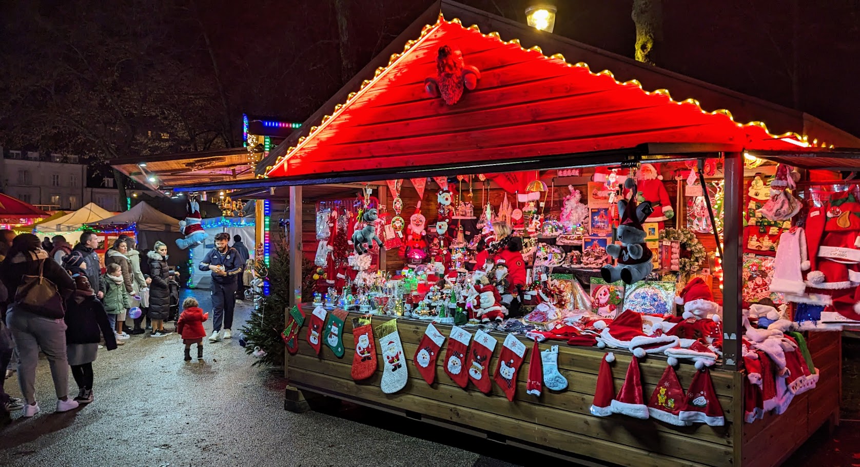 Stand LED.jpg (429 KB)