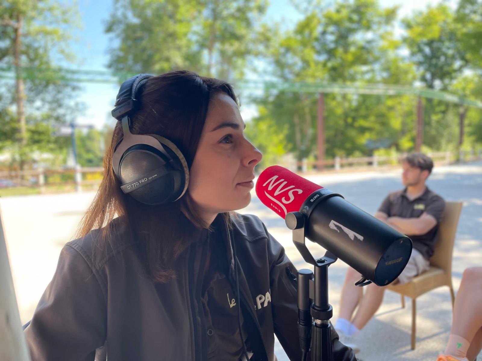 e2a29506-bb88-45e6-8bd8-7e38d1be820c.JPG (200 KB)