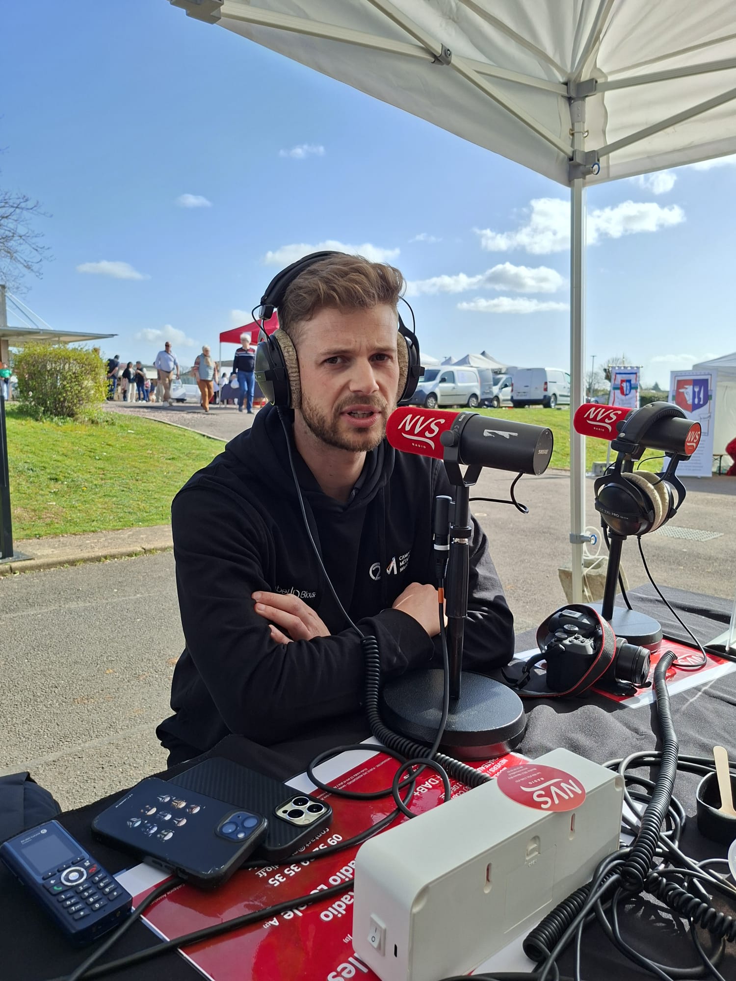 antoine chargé de com.jpeg (335 KB)