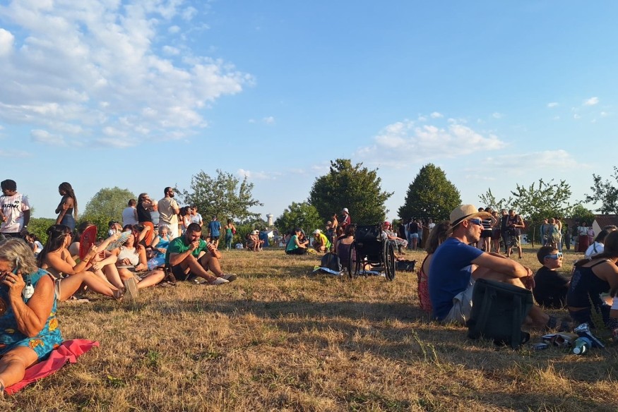 Les Nivernais réunis pour l’éclipse
